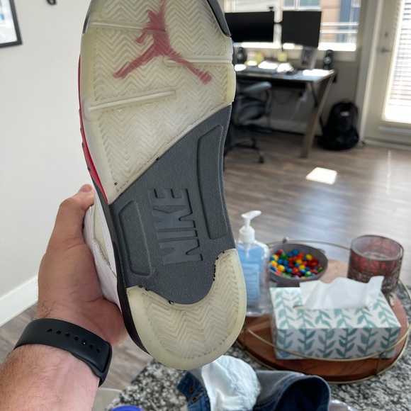 Selling my 4s and last dance Jordan’s size 12 - Picture 8 of 8